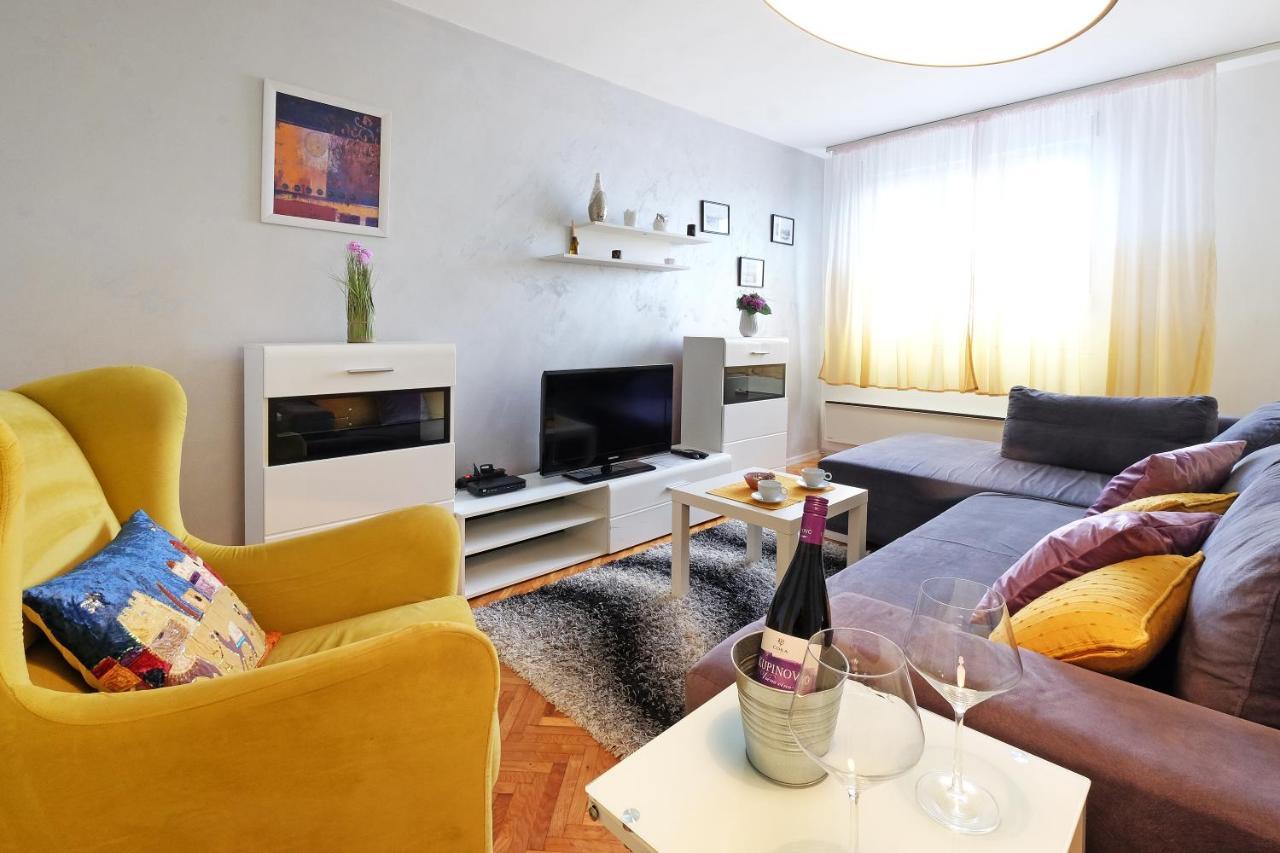Apartment Paradise Fantasy Белград Екстериор снимка
